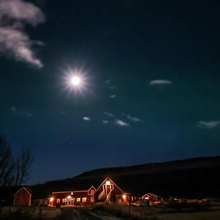Aurora With Sauna